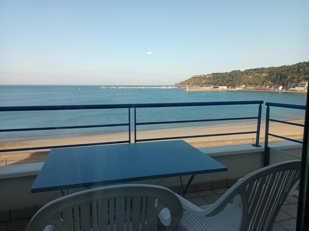 514 - Appartement 1 Chambre Vue Mer En Bordure De La Plage Du Centre D'Erquy Exterior photo